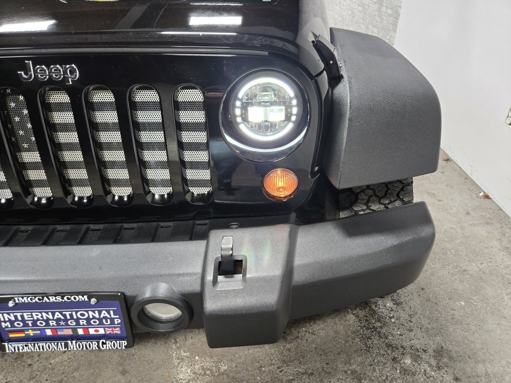 Used 2017 Jeep Wrangler Unlimited Sport w/ Connectivity Group image 6