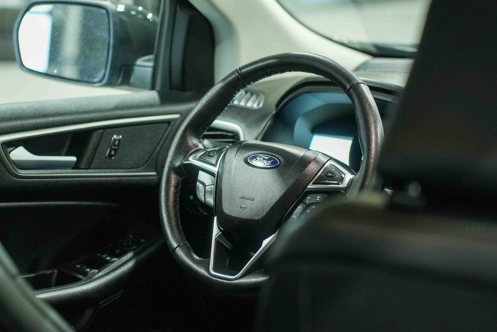 Used 2023 Ford Edge SEL w/ Convenience Package image 23