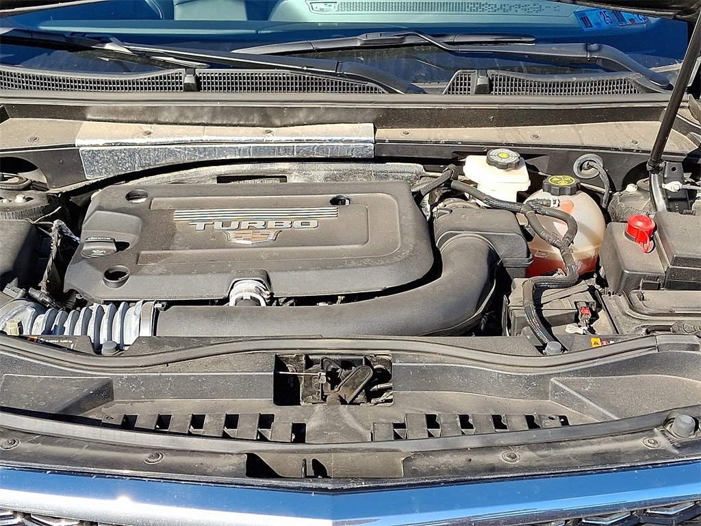 Certified 2024 Cadillac XT4 Premium Luxury image 28