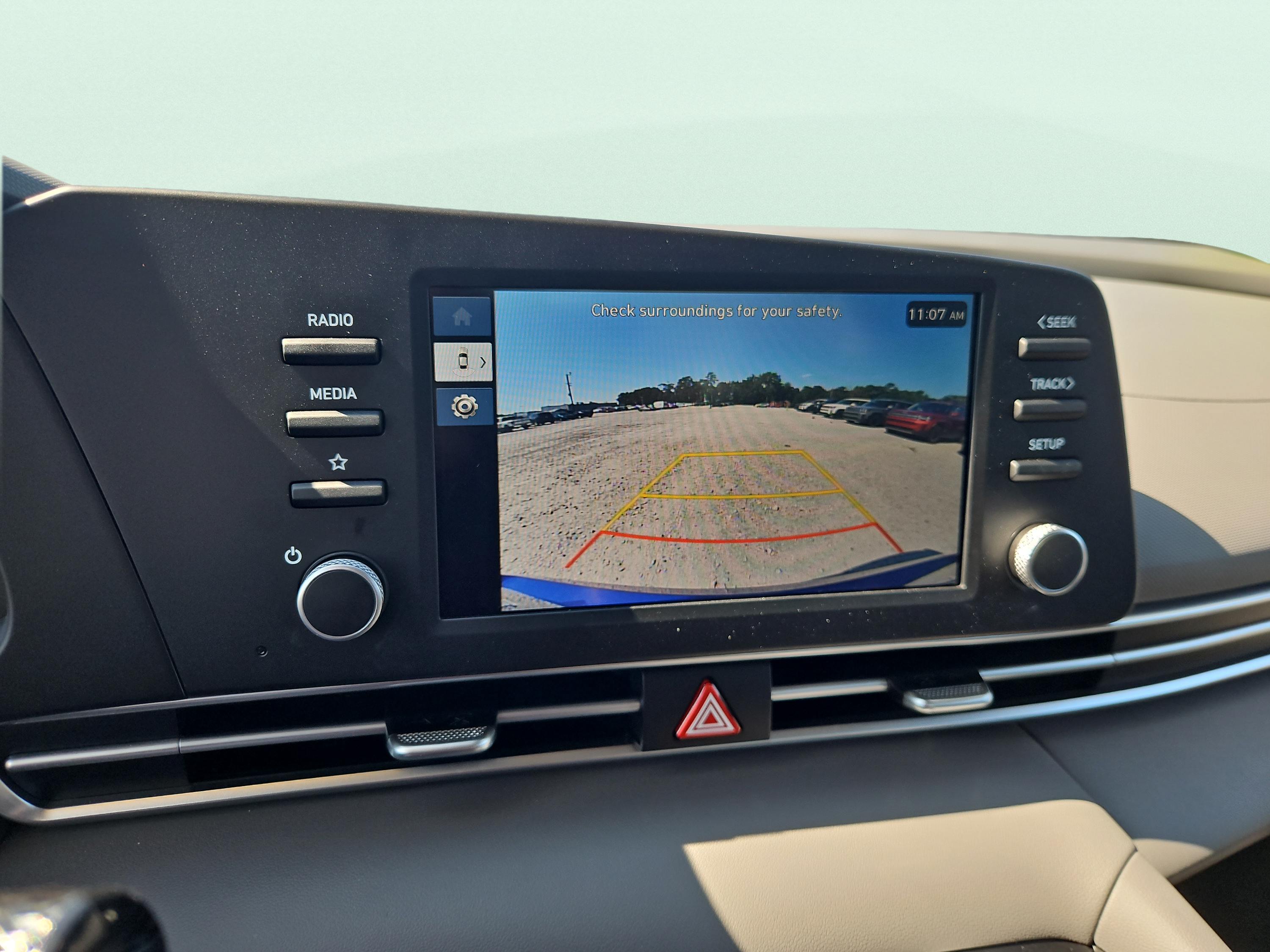 Certified 2026 Hyundai Elantra SE FWD image 16