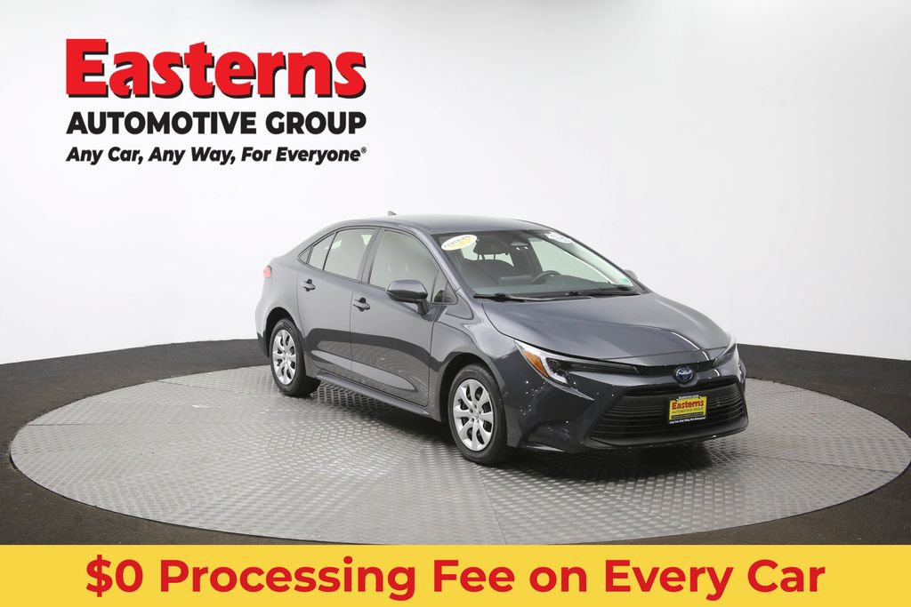 Used 2023 Toyota Corolla LE w/ Carpet Mat Package (TMS) FWD image 49