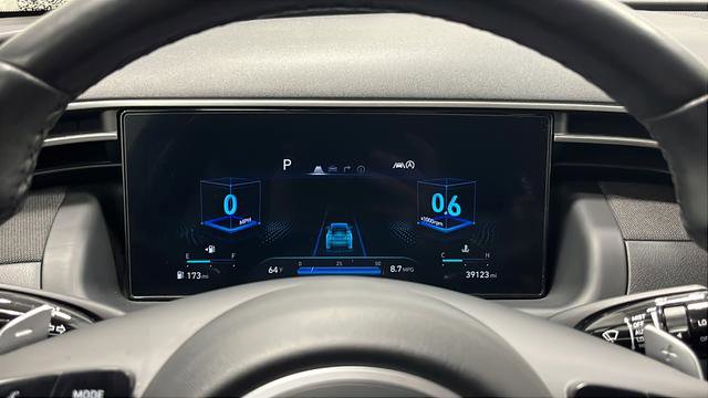 Used 2024 Hyundai Tucson Limited image 17