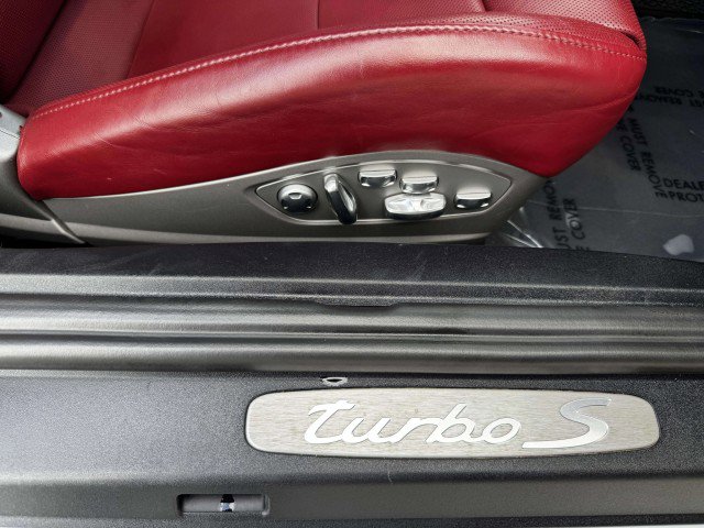 Used 2017 Porsche 911 Turbo S image 41