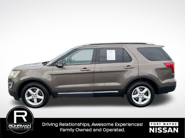 Used 2016 Ford Explorer XLT w/ Equipment Group 201A AWD/4WD image 6