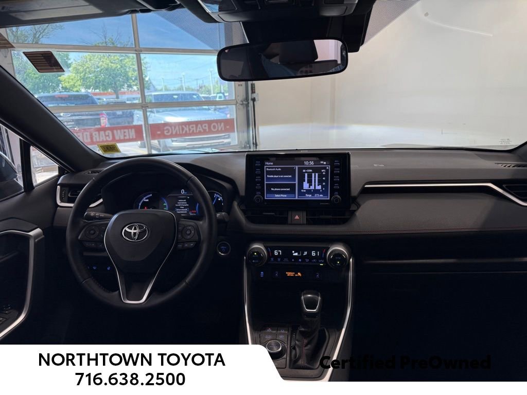 Used 2021 Toyota RAV4 SE w/ Weather & Moonroof Package AWD/4WD image 5