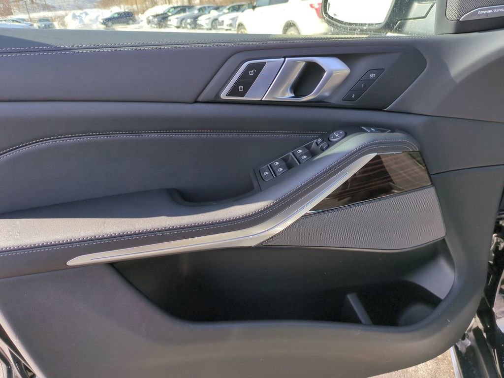 New 2026 BMW X5 xDrive40i w/ Premium Package image 11