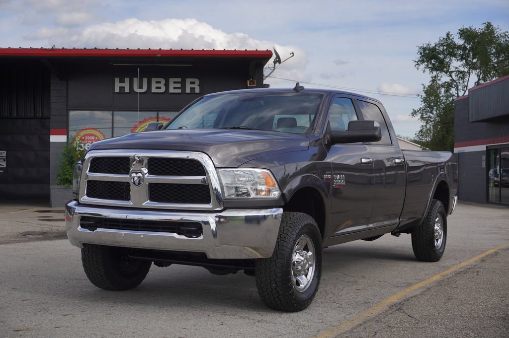 Used 2015 RAM 3500 SLT w/ Luxury Group AWD/4WD image 3