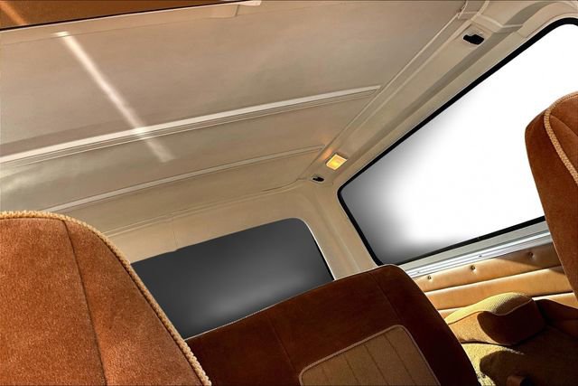 Used 1990 Chevrolet Blazer Base image 23