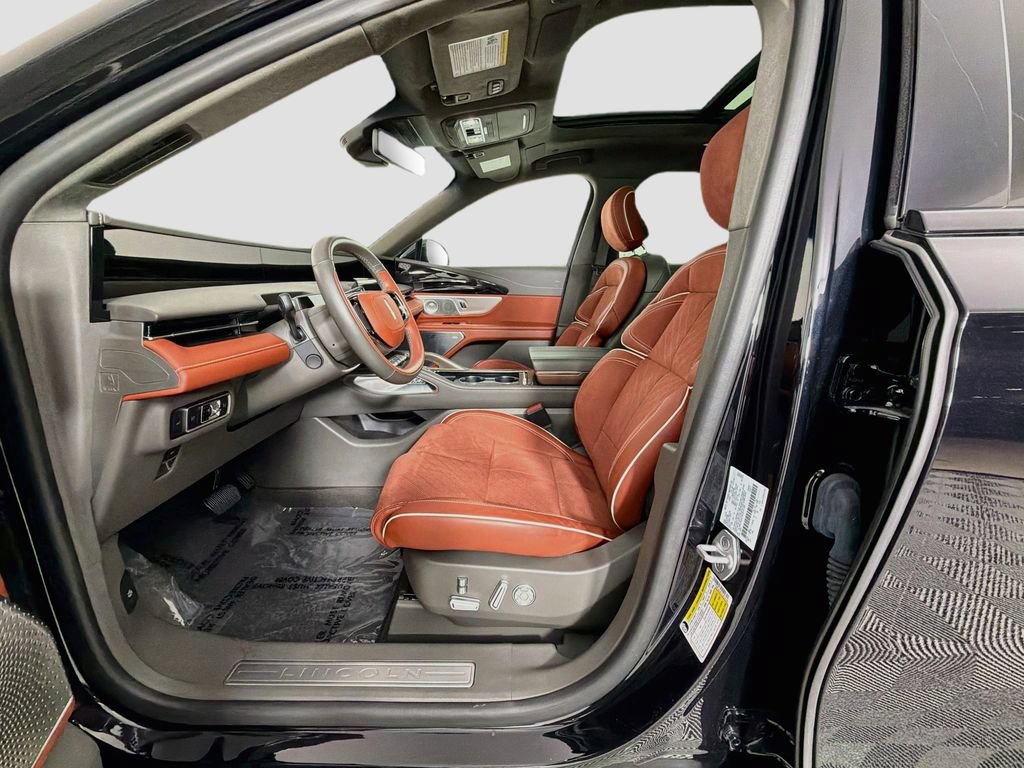 Certified 2024 Lincoln Nautilus Black Label AWD/4WD image 22