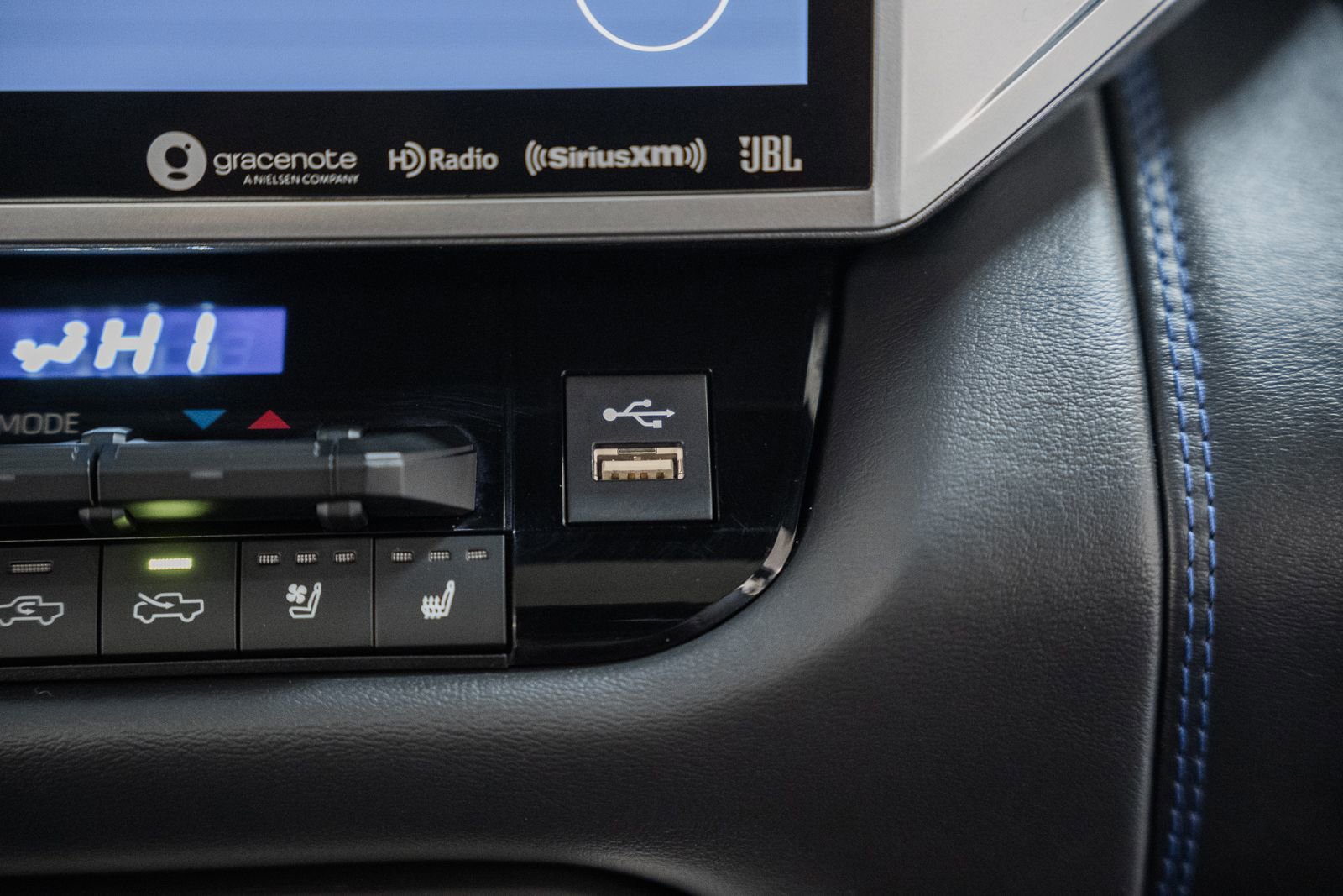 Used 2023 Toyota Tundra Platinum image 28