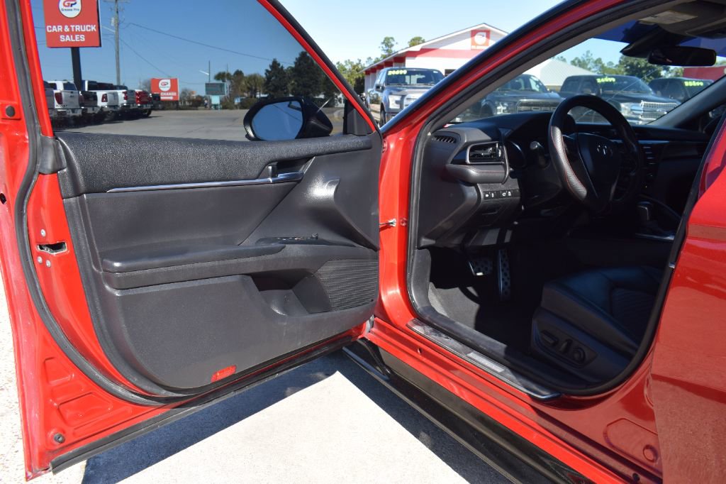 Used 2020 Toyota Camry TRD FWD image 6