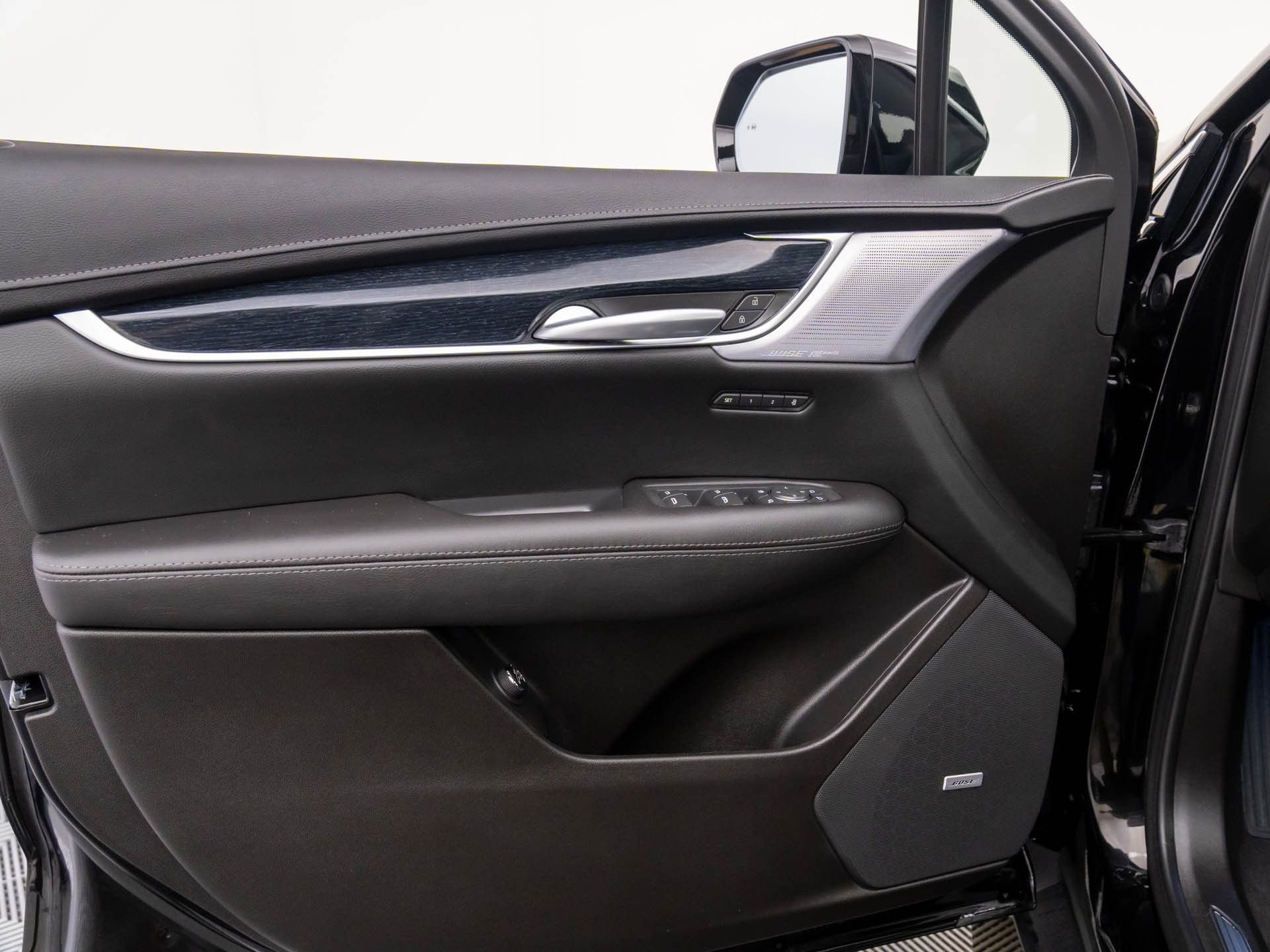 New 2025 Cadillac XT5 Premium Luxury w/ Technology Package image 15