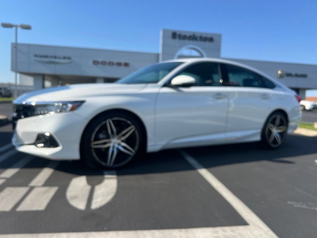 Used 2022 Honda Accord Touring image 1