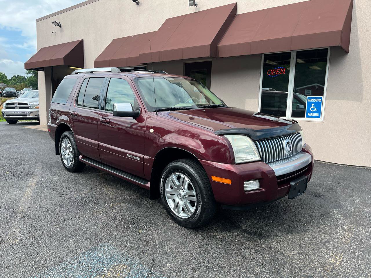 Used 2007 Mercury Mountaineer Premier AWD/4WD image 3