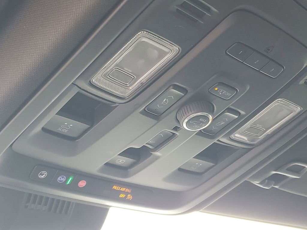 Certified 2023 GMC Yukon Denali w/ Denali Reserve Package image 24