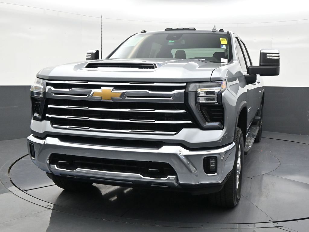 Used 2024 Chevrolet Silverado 2500 LTZ w/ LTZ Convenience Package AWD/4WD image 8