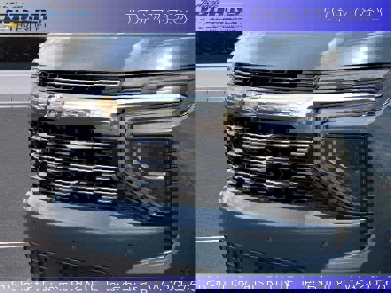 New 2025 Chevrolet Suburban Premier image 13