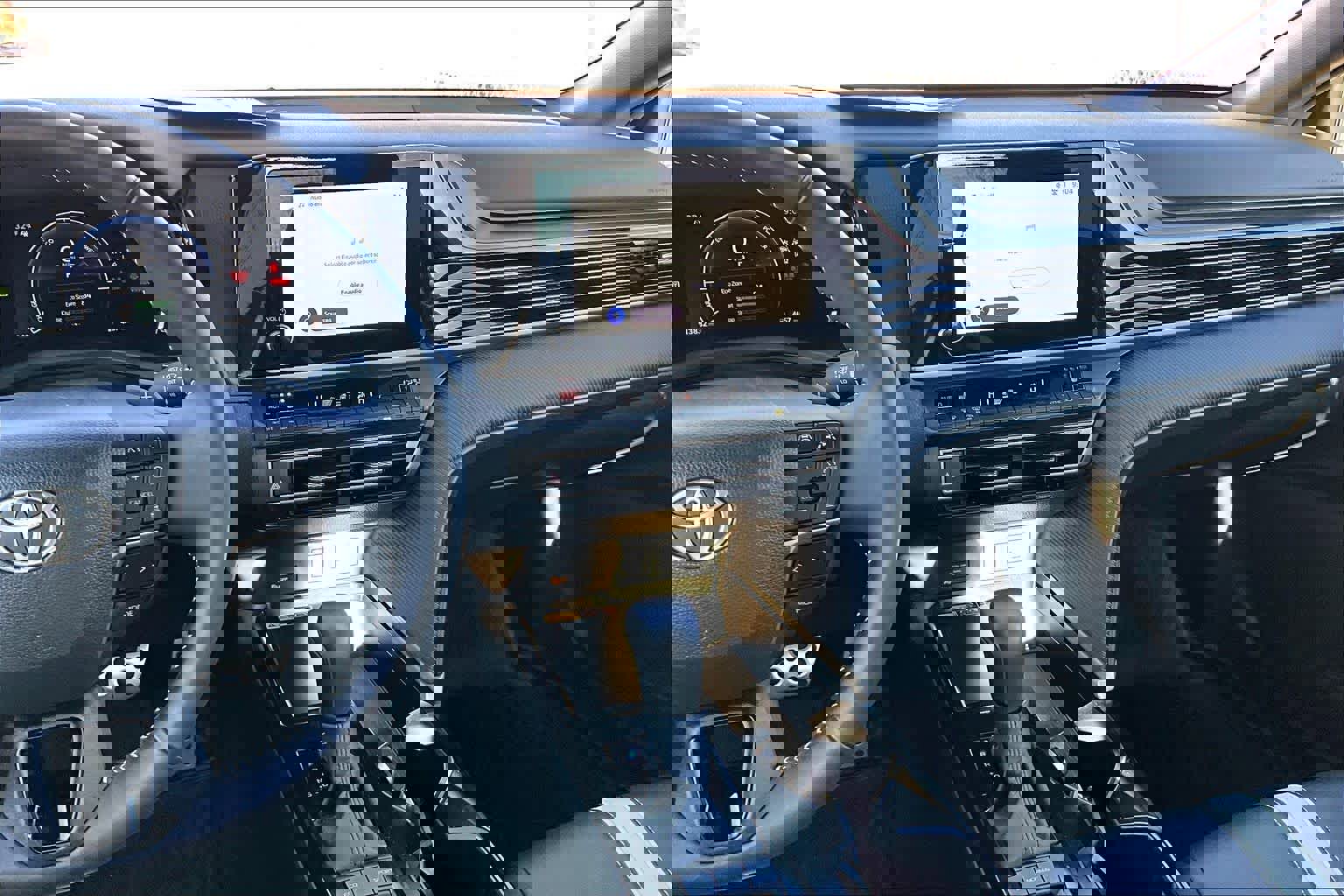 Certified 2025 Toyota Camry SE image 6