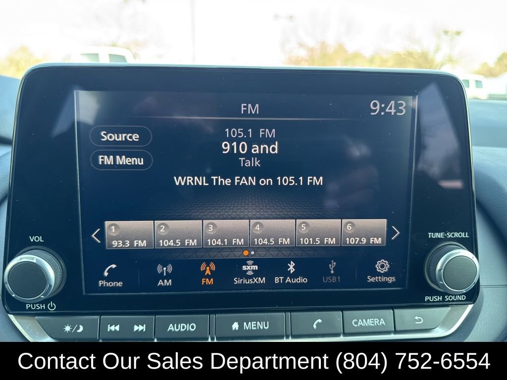 Used 2025 Nissan Rogue S image 21