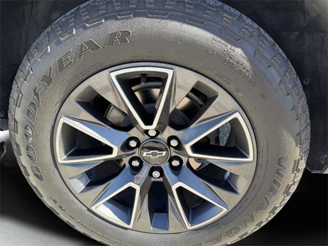 Certified 2022 Chevrolet Tahoe Z71 w/ Luxury Package image 37