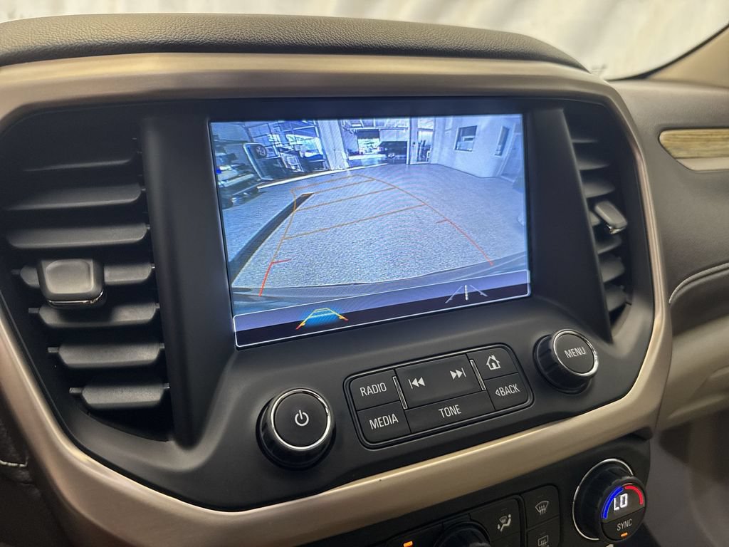 Certified 2018 GMC Acadia Denali AWD/4WD image 19