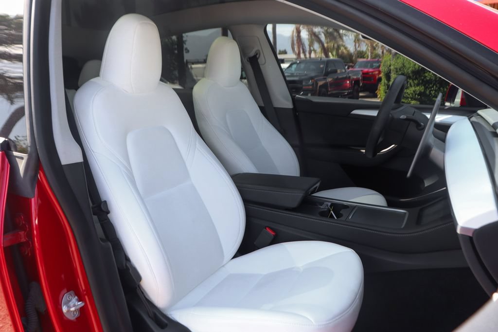 Used 2023 Tesla Model Y Long Range AWD/4WD image 41