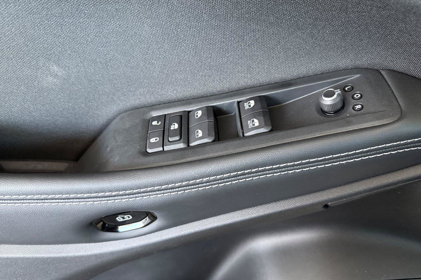 New 2026 Jeep Cherokee Laredo AWD/4WD image 10