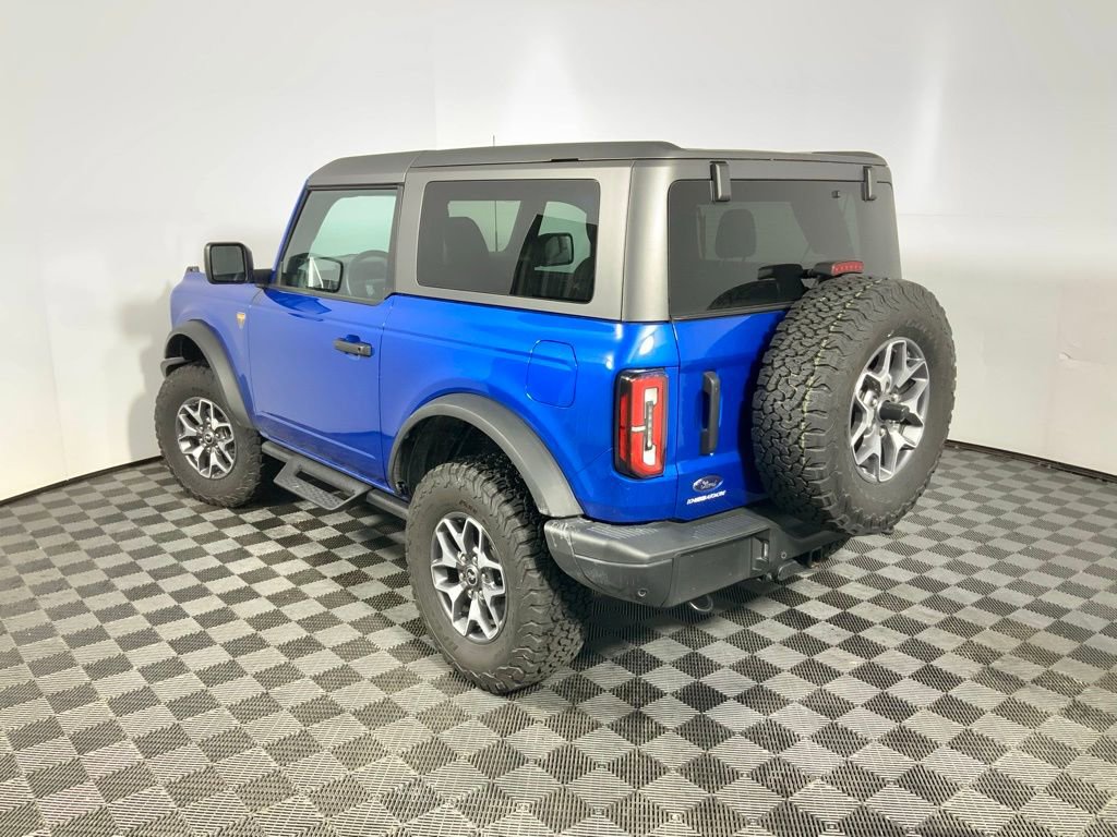 Used 2023 Ford Bronco Badlands image 11
