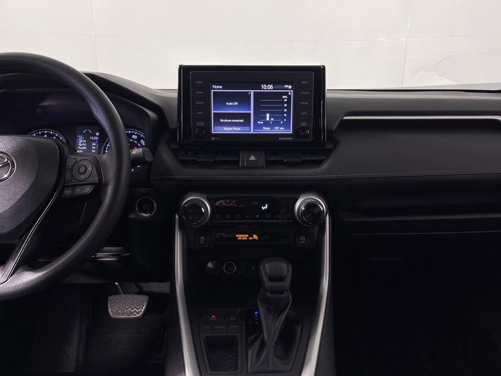Certified 2021 Toyota RAV4 XLE FWD image 15