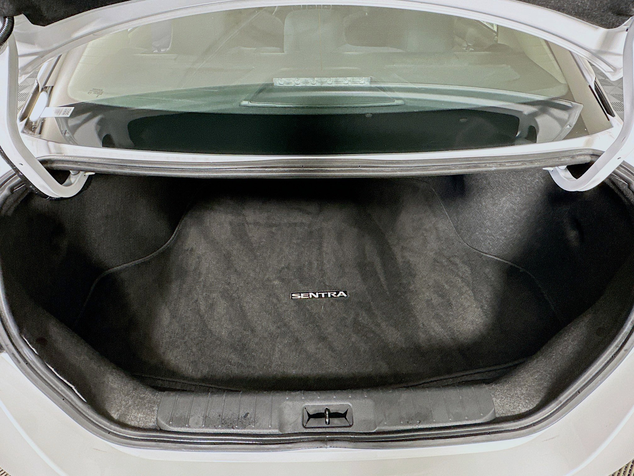 Used 2025 Nissan Sentra S image 26