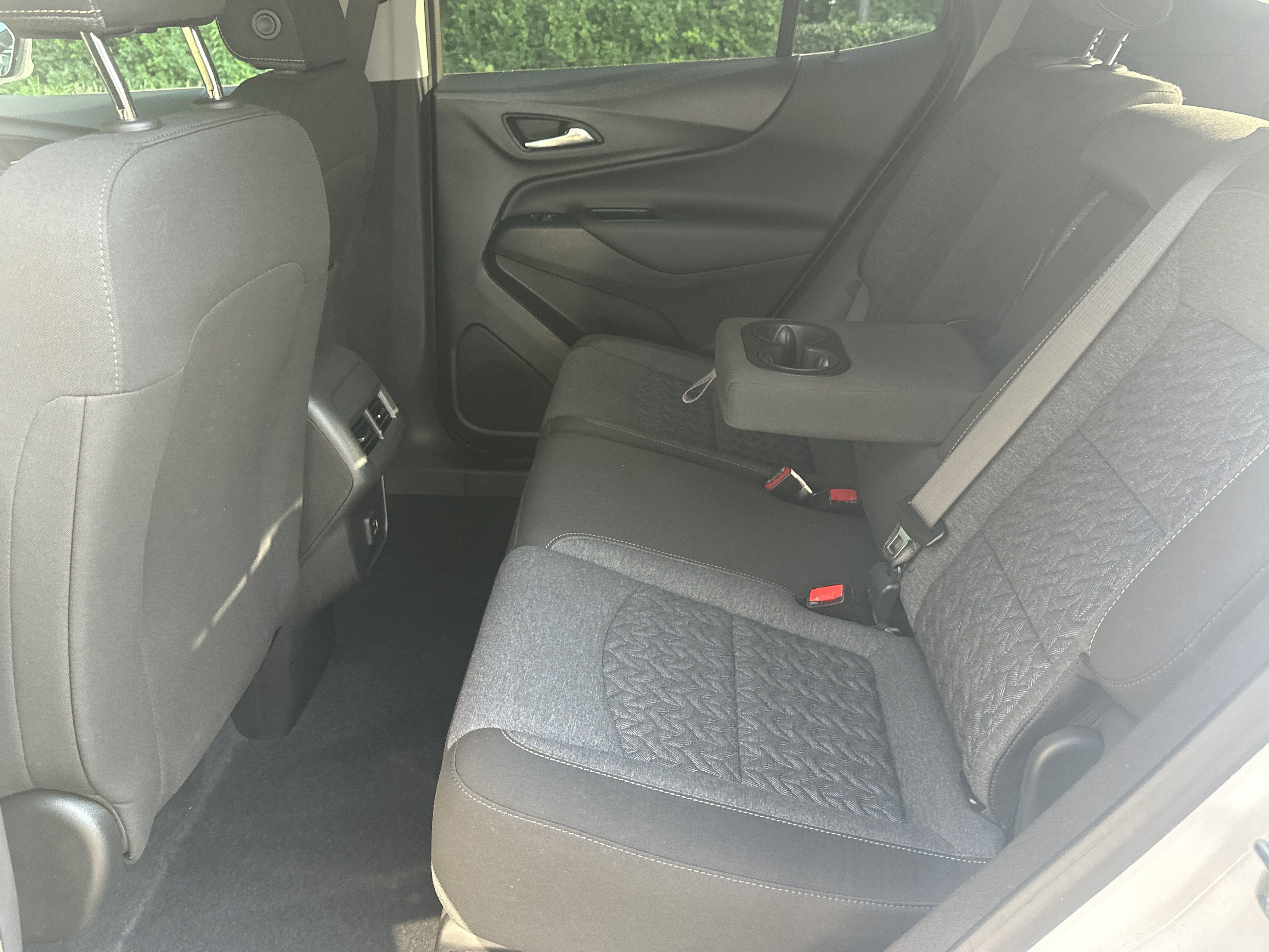 Used 2023 Chevrolet Equinox LT FWD image 19