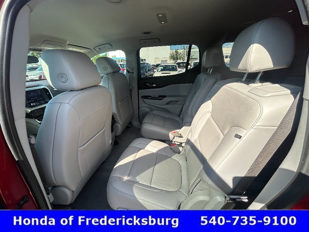 Used 2022 GMC Acadia SLT w/ Technology Package AWD/4WD image 29