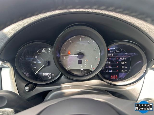 Used 2023 Porsche Macan S w/ Premium Package image 15