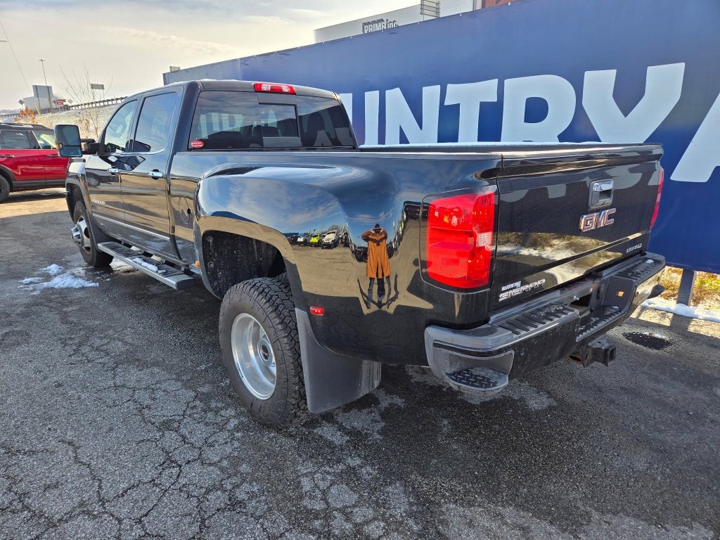 Used 2015 GMC Sierra 3500 Denali image 5