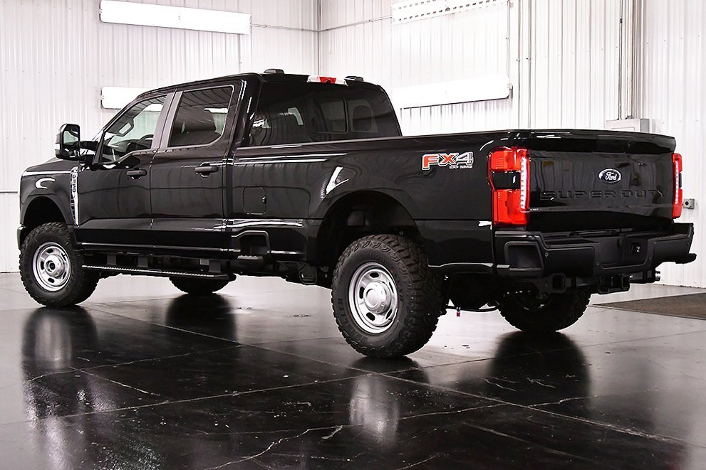 New 2026 Ford F350 XL image 5