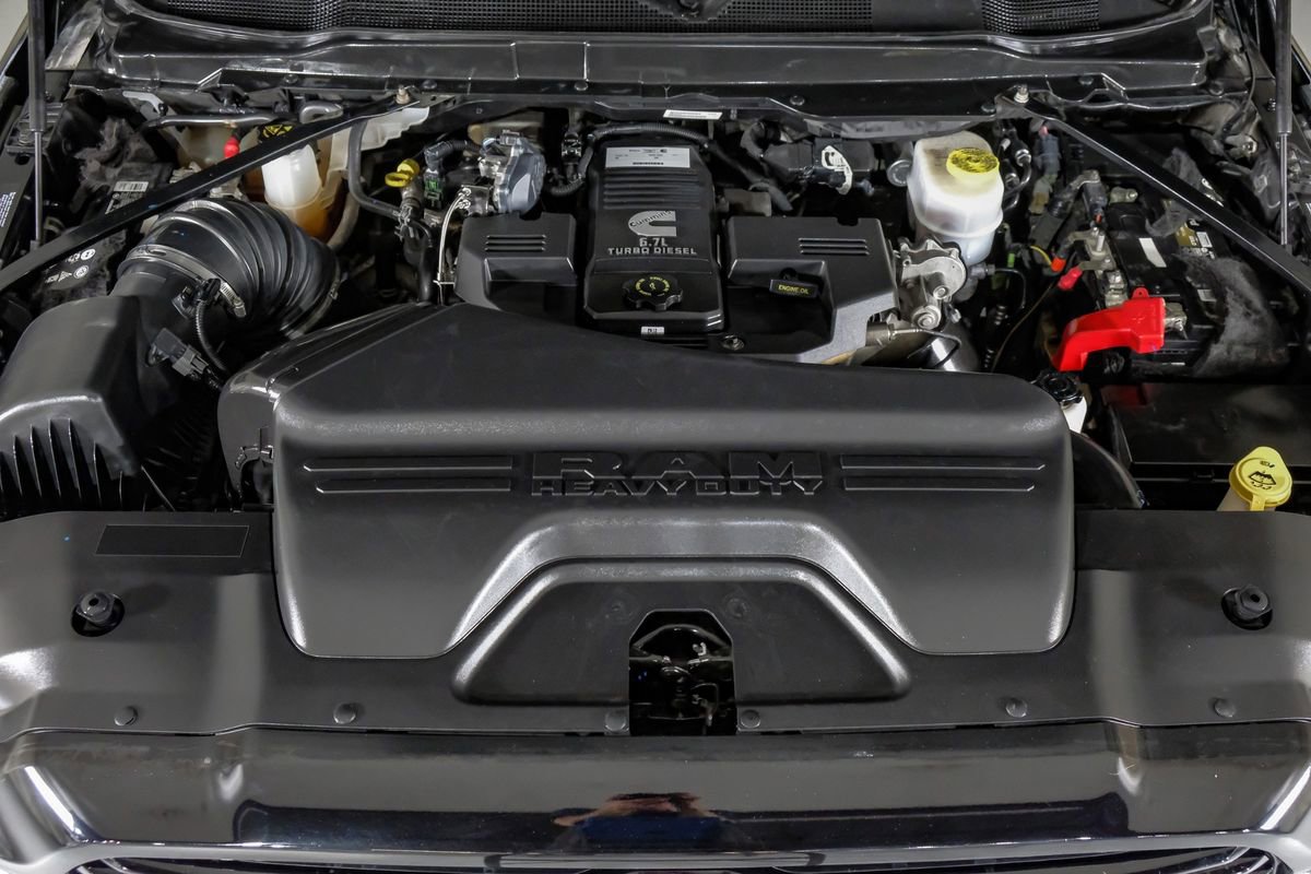 Used 2020 RAM 2500 Laramie w/ Night Edition image 50