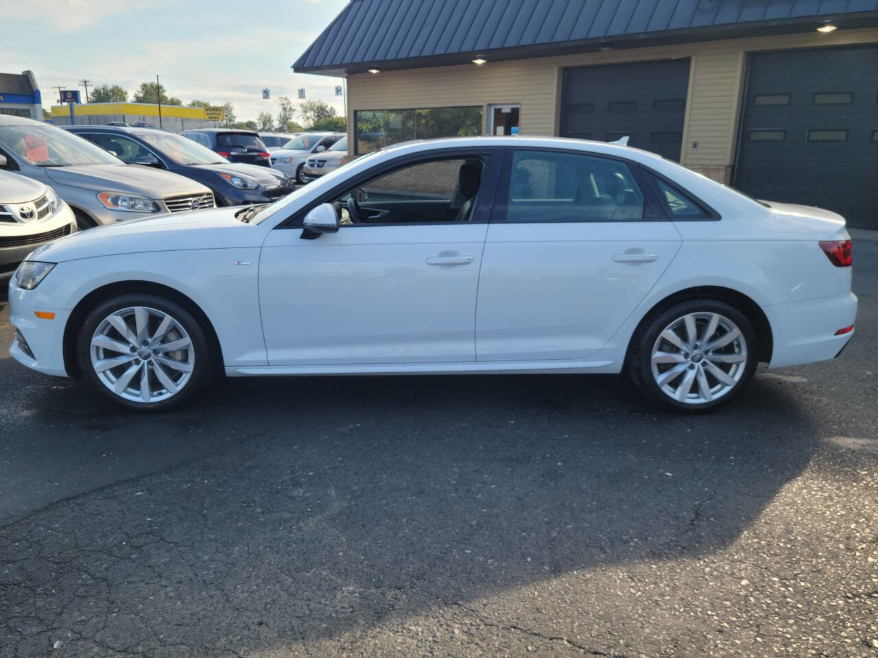 Used 2018 Audi A4 2.0T Premium w/ Convenience Package image 7