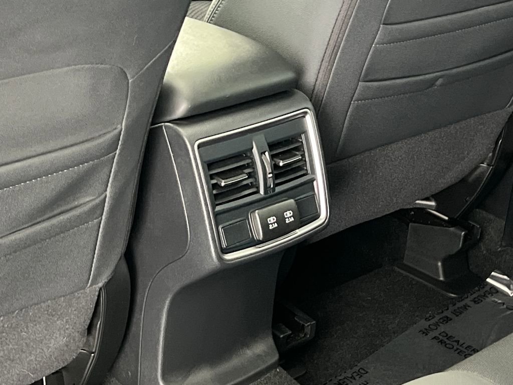 Used 2024 Subaru Forester Premium AWD/4WD image 39