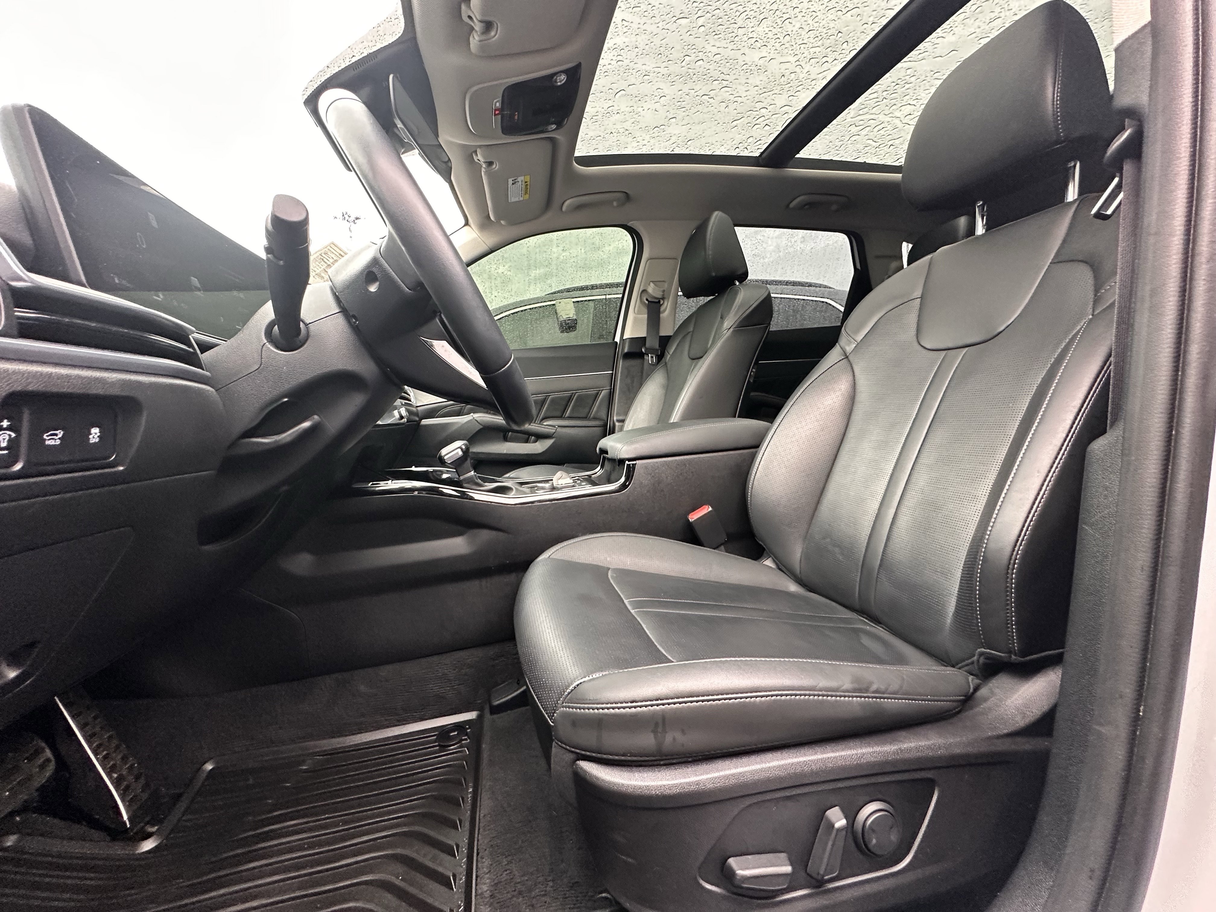 Used 2024 Kia Sorento SX image 7