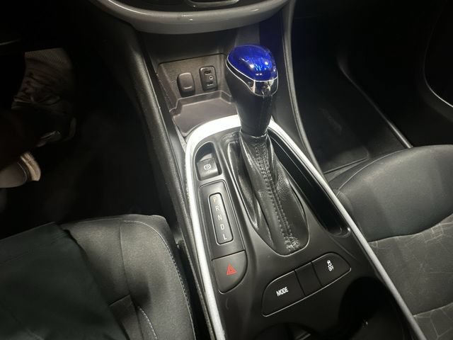 Used 2017 Chevrolet Volt LT w/ Comfort Package FWD image 27