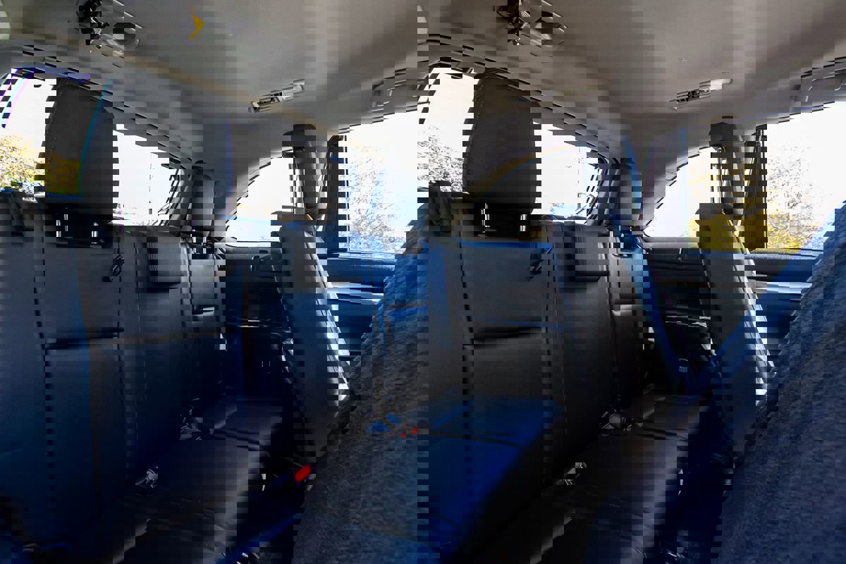 Used 2015 Toyota Highlander XLE image 25