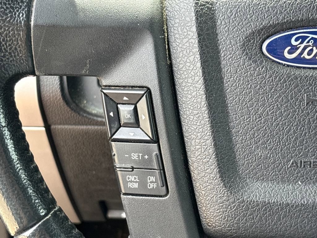 Used 2017 Ford Expedition XLT AWD/4WD image 19