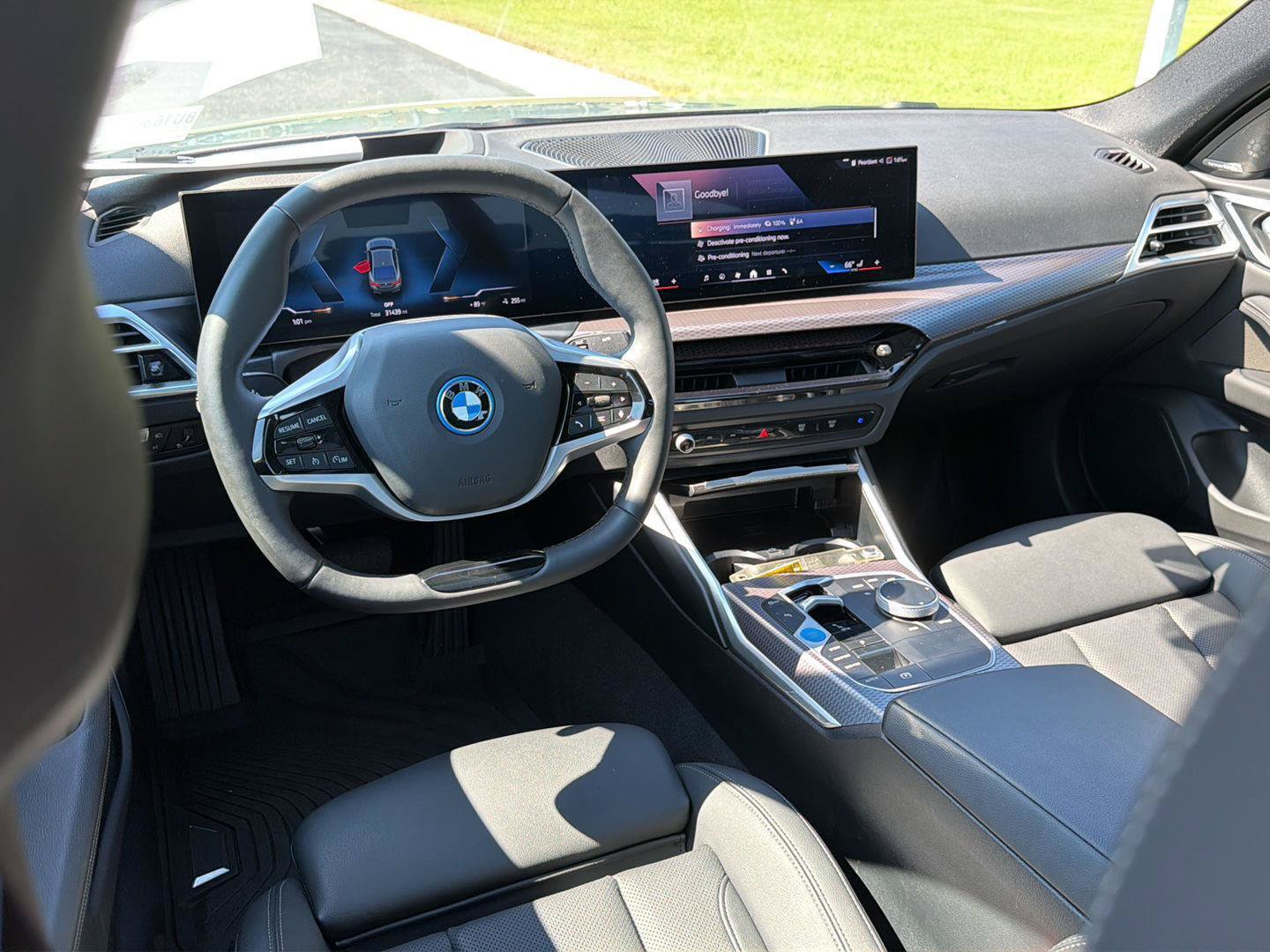 Used 2025 BMW i4 eDrive40 w/ Premium Package RWD image 18