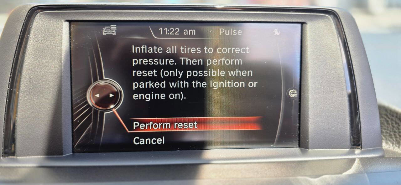 Used 2015 BMW 228i xDrive Convertible AWD/4WD image 20