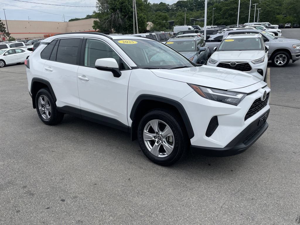 Used 2025 Toyota RAV4 XLE w/ Convenience Package AWD/4WD image 6