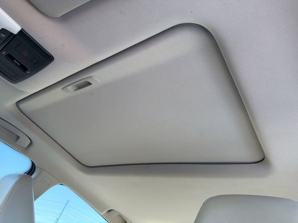Used 2019 Nissan Altima 2.5 Platinum FWD image 10