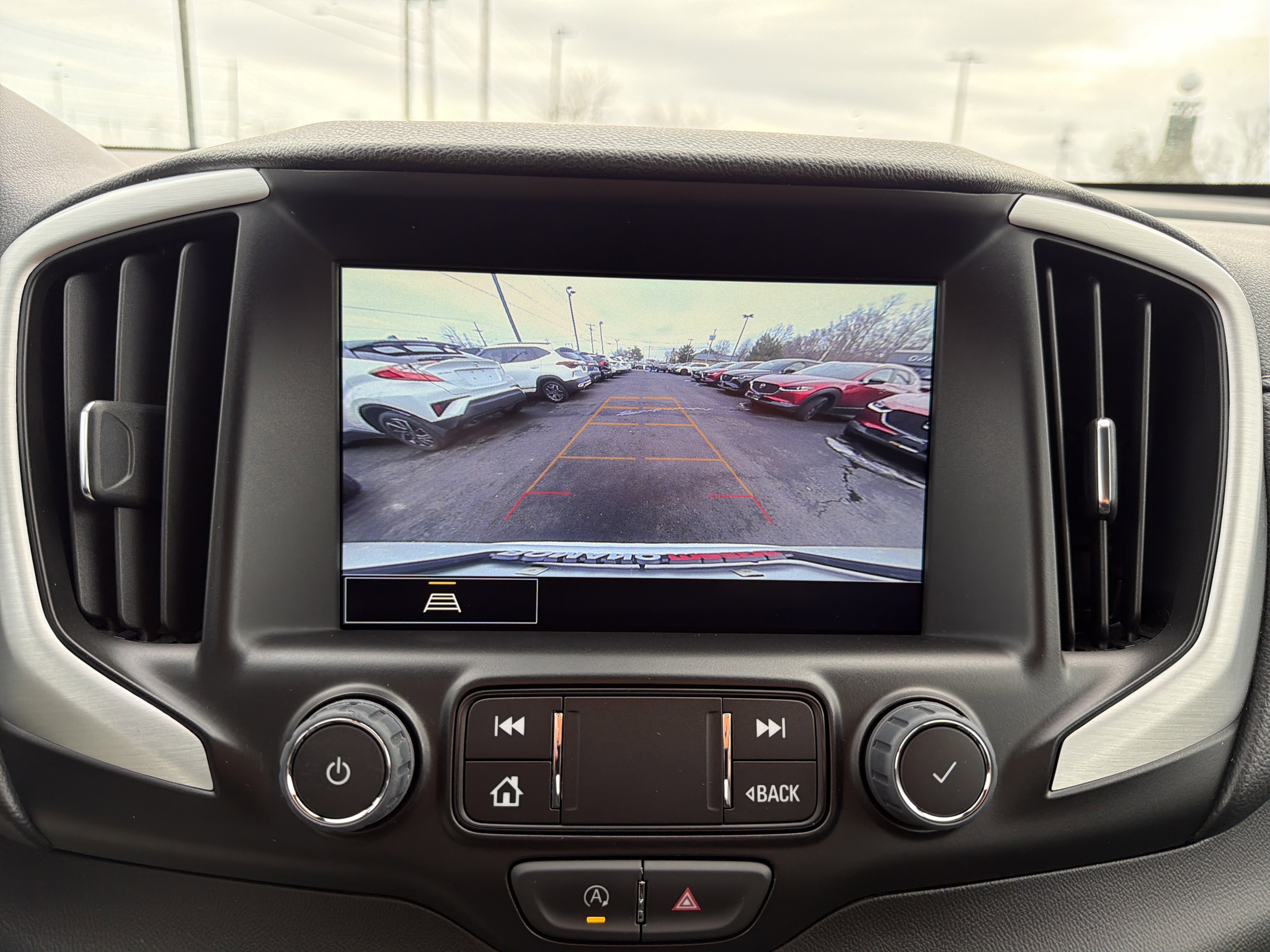 Used 2024 GMC Terrain SLT image 19