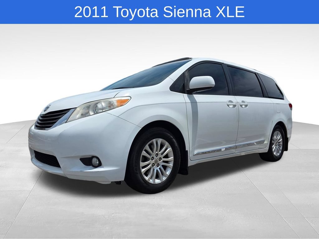 Used 2011 Toyota Sienna XLE FWD image 10