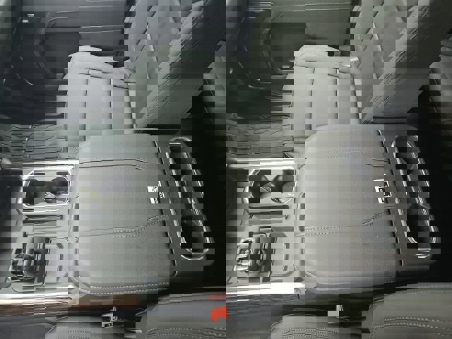 New 2026 GMC Sierra 1500 Elevation w/ Elevation Premium Package image 18