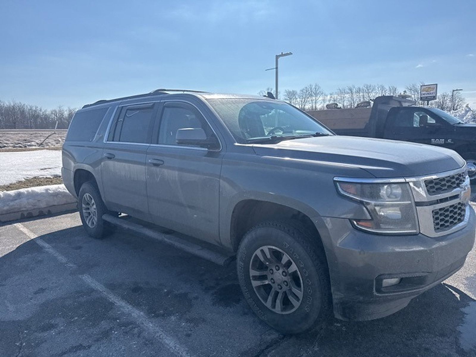Used 2018 Chevrolet Suburban LT image 13